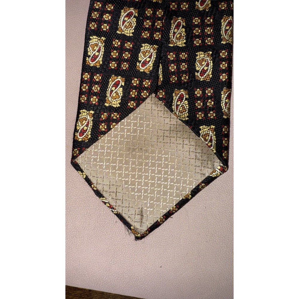Valentino Rudy Italy 100%Silk‎ Tie Black Paisley Geometric Vintage Designer - Picture 8 of 9